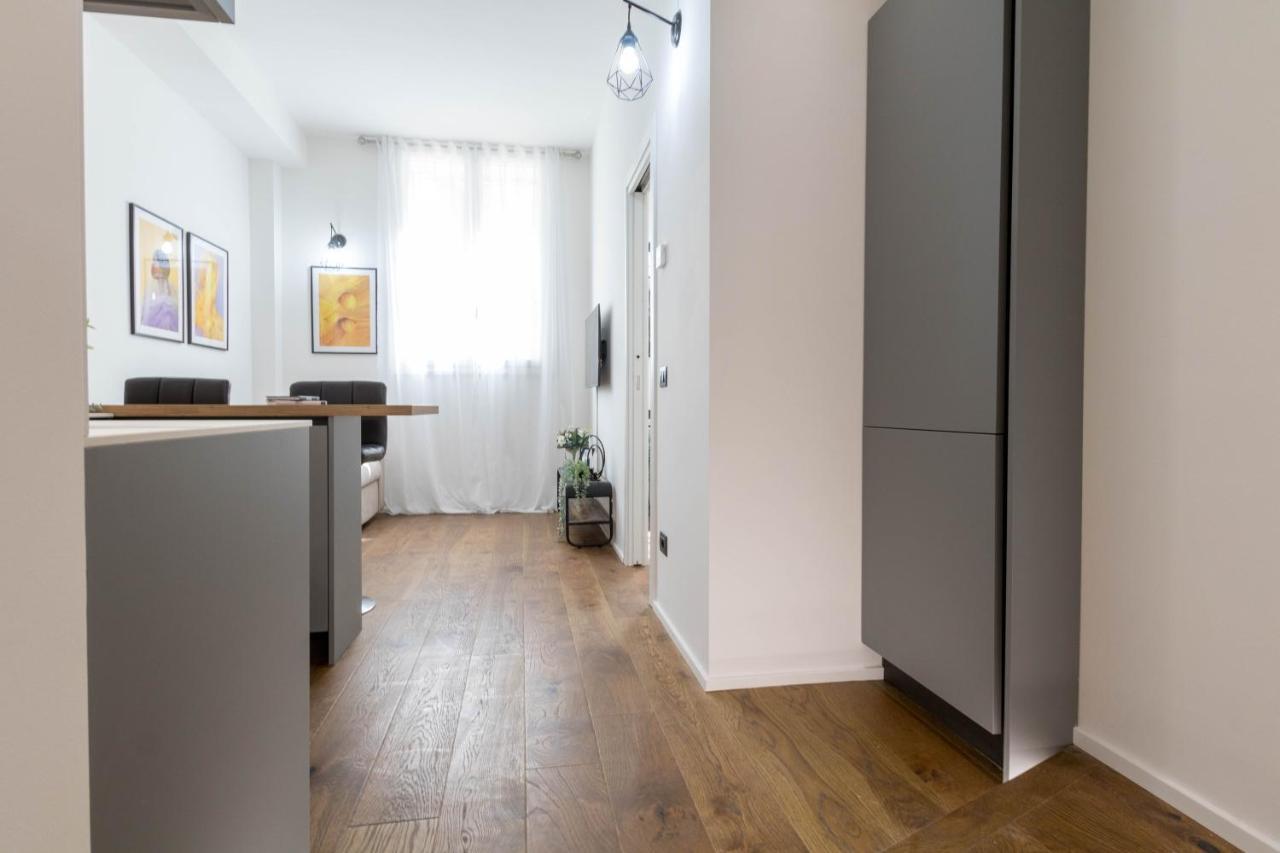 Duomo Heartbeat Studio - Via Disciplini Milano Dış mekan fotoğraf